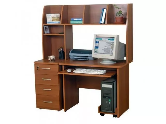 Компьютерный стол Пентиум-4
