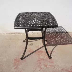 Стол из литого алюминия Malta