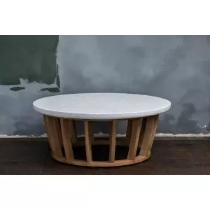 Кофейный стол из акации WOODLAND